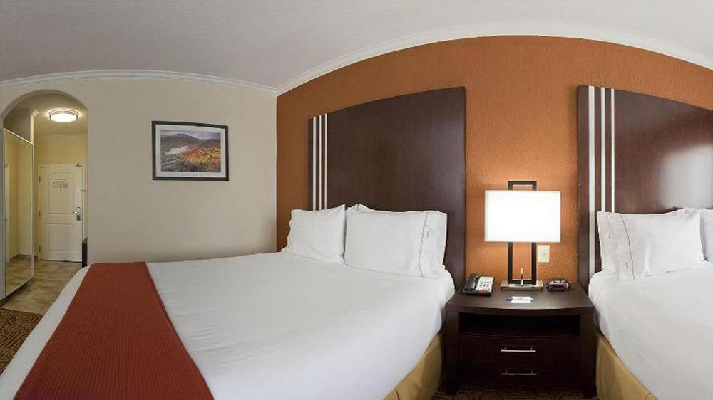 Holiday Inn Express Hotel And Suites Katy By Ihg Luaran gambar